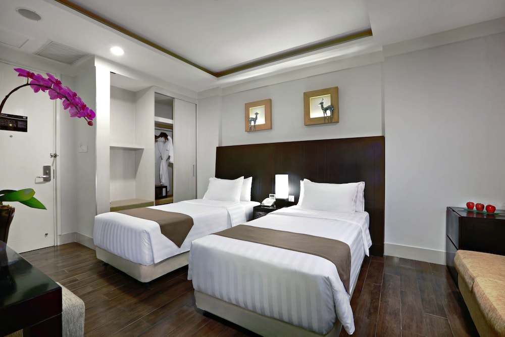 Aston Bogor Hotel & Resort 22/90