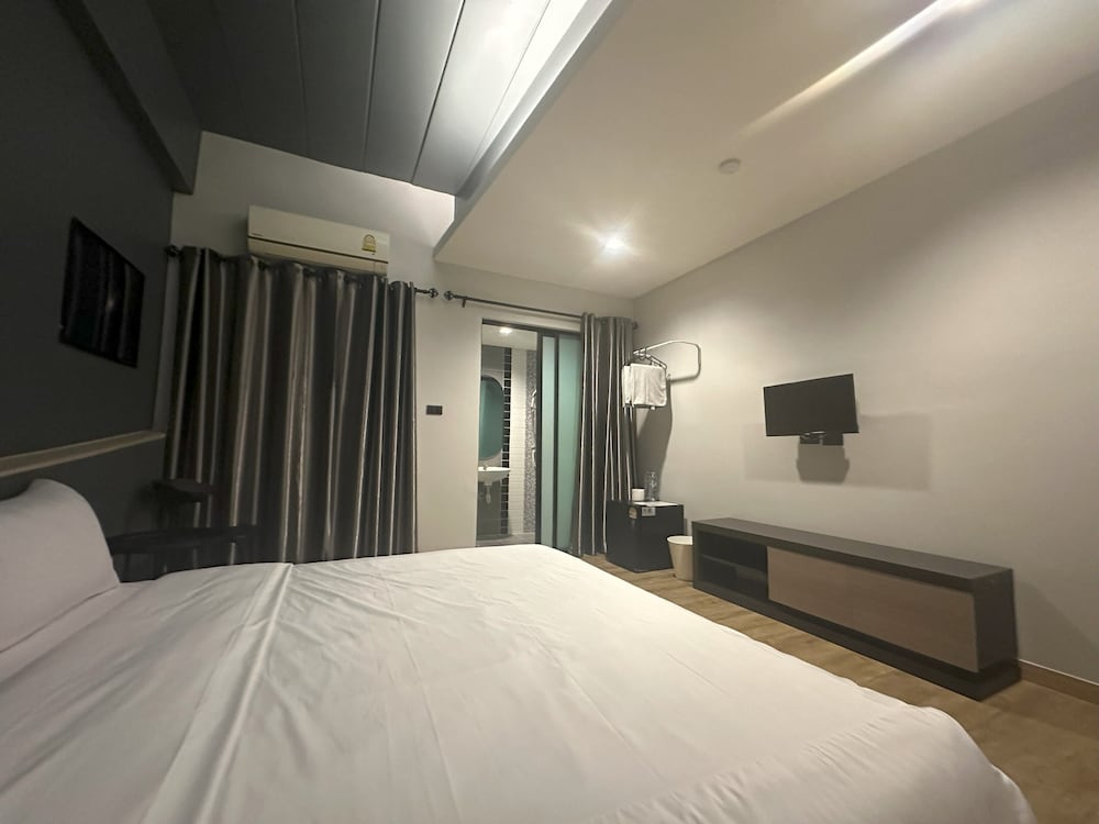 DESIGN, KING BED