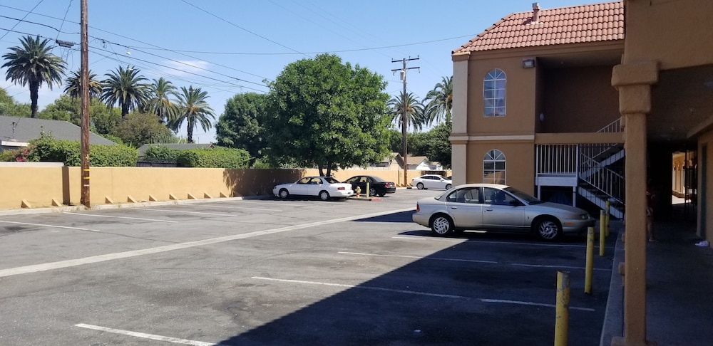 Lotus by Hotel Inn 13/17