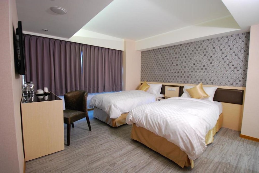 Shin Shin Hotel 13/25