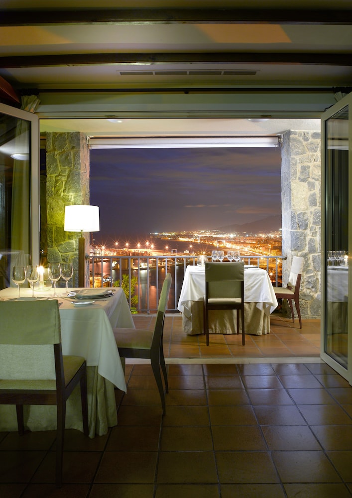 Parador de Malaga Gibralfaro Hotel 52/59