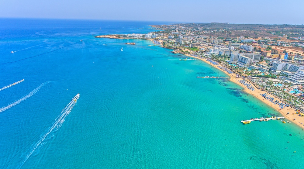 Marlita Beach Hotel Apartments 37/50