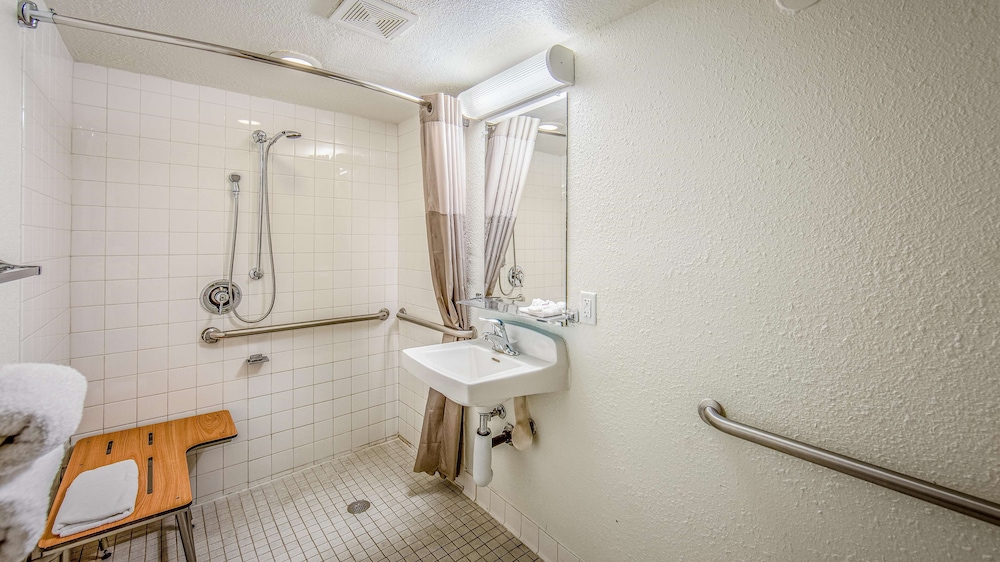 Motel6 Eureka, CA – Redwood Coast 58/60