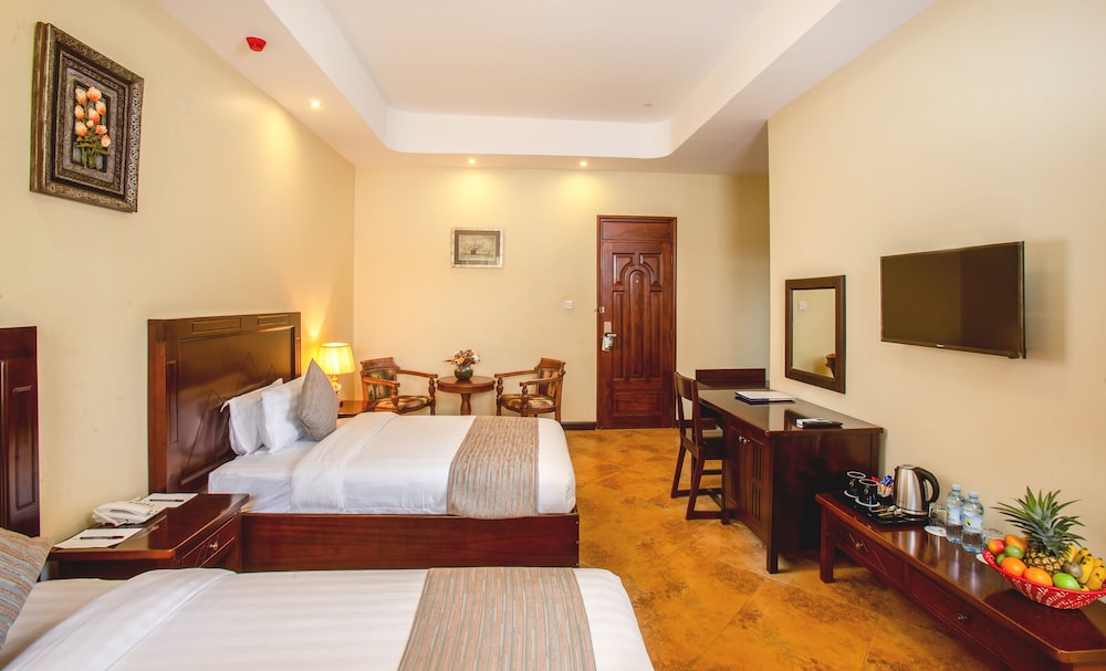 NYAIKA HOTEL FORTPORTAL 20/48