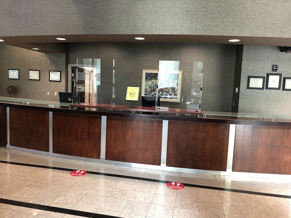 Executive Plaza Hotel Metro Vancouver 6/50