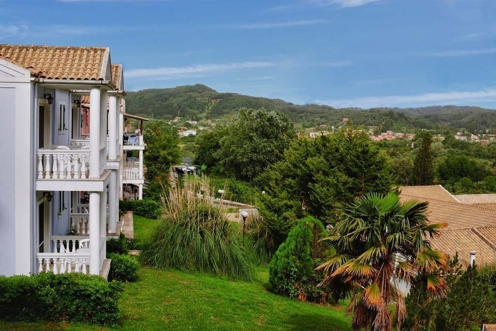 Rebeccas Village Corfu 41/50