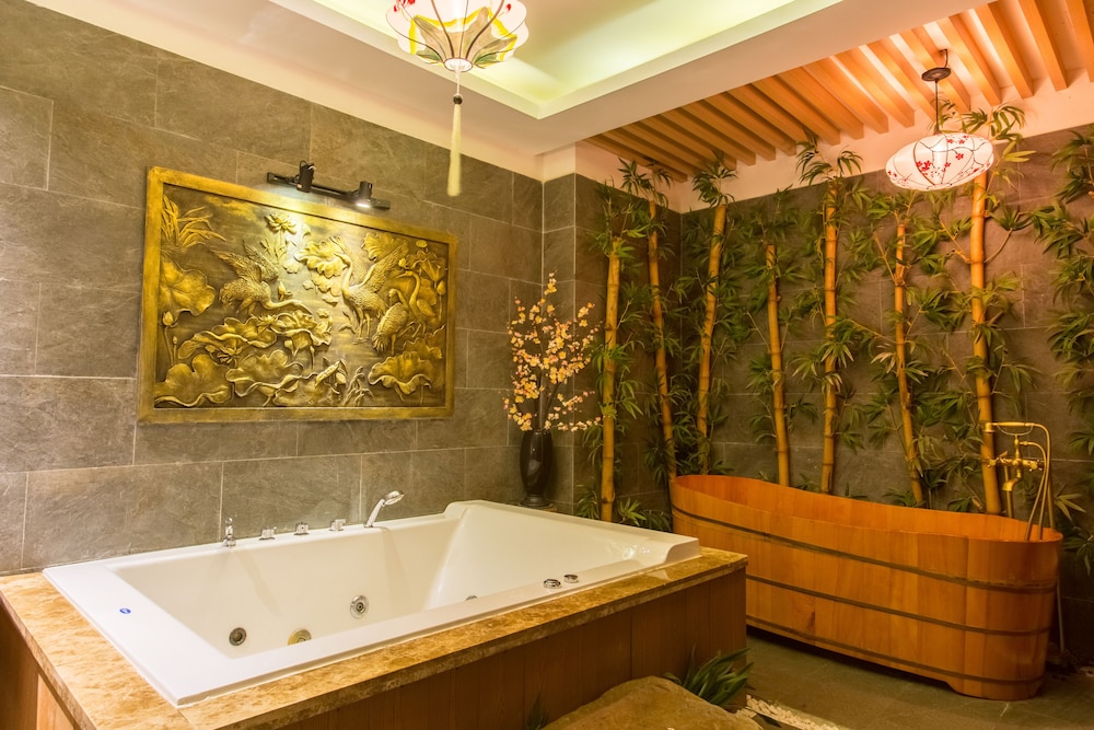 Minh Tam Hotel And Spa 51/54