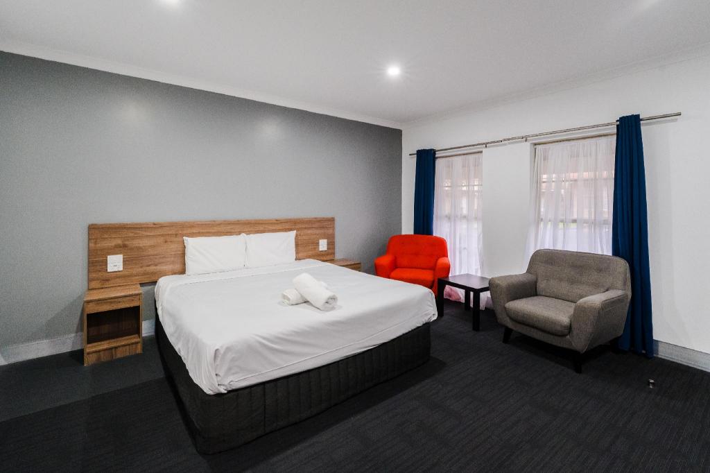 Spa, Suite, King Bed