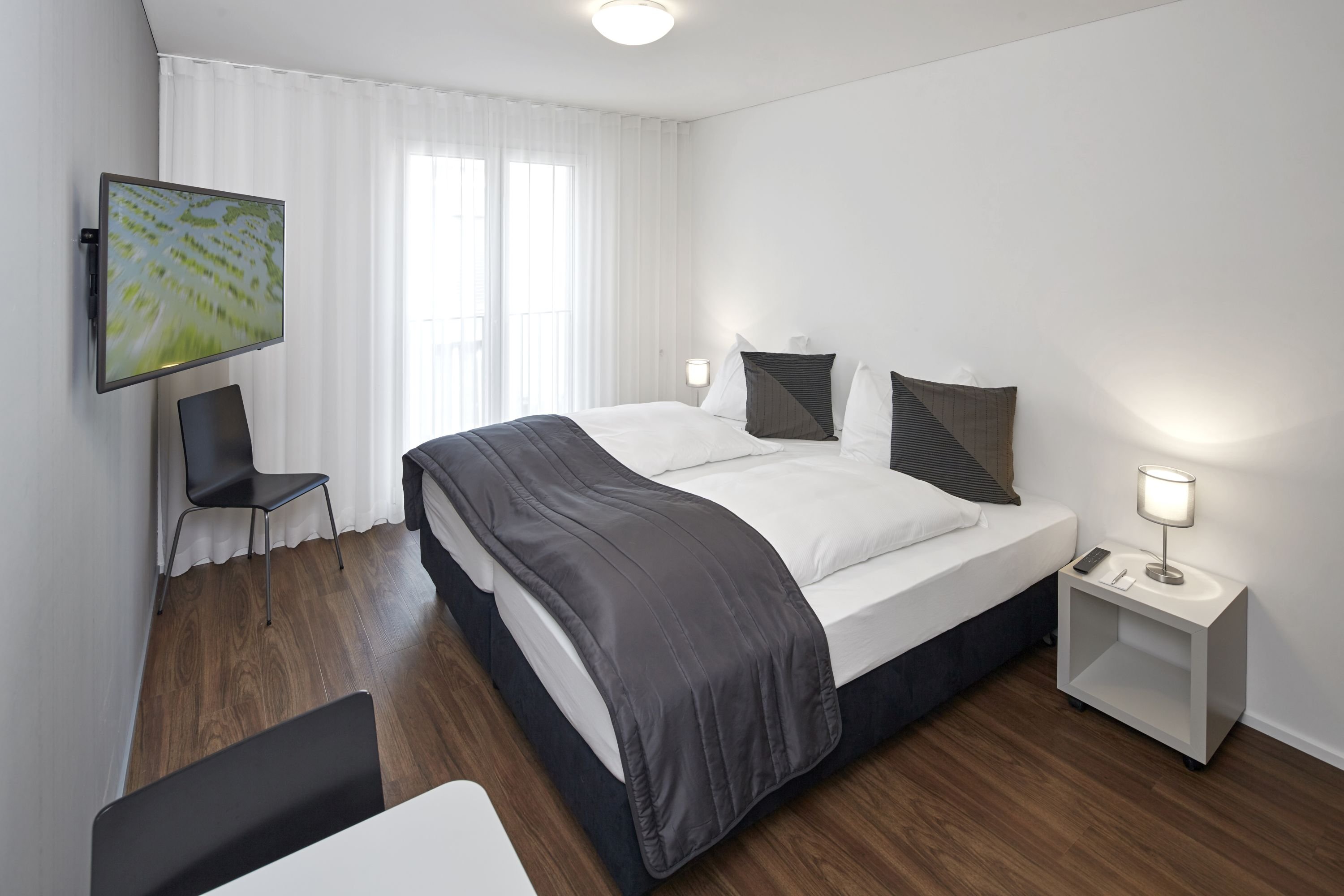 Aparthotel Baden 4/28