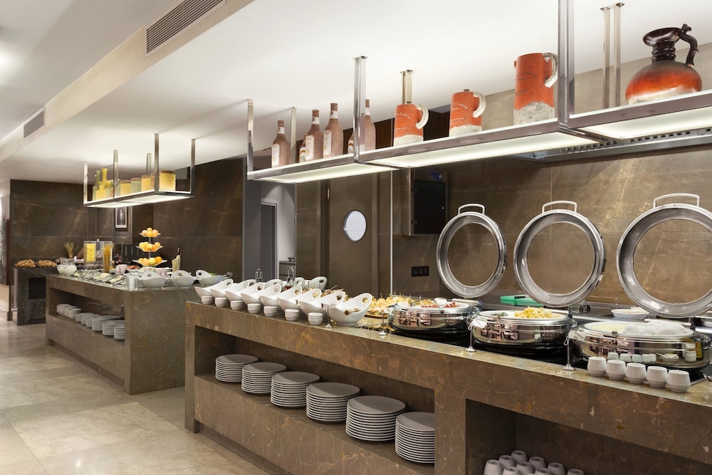 Ramada by Wyndham Istanbul Grand Bazaar 37/42