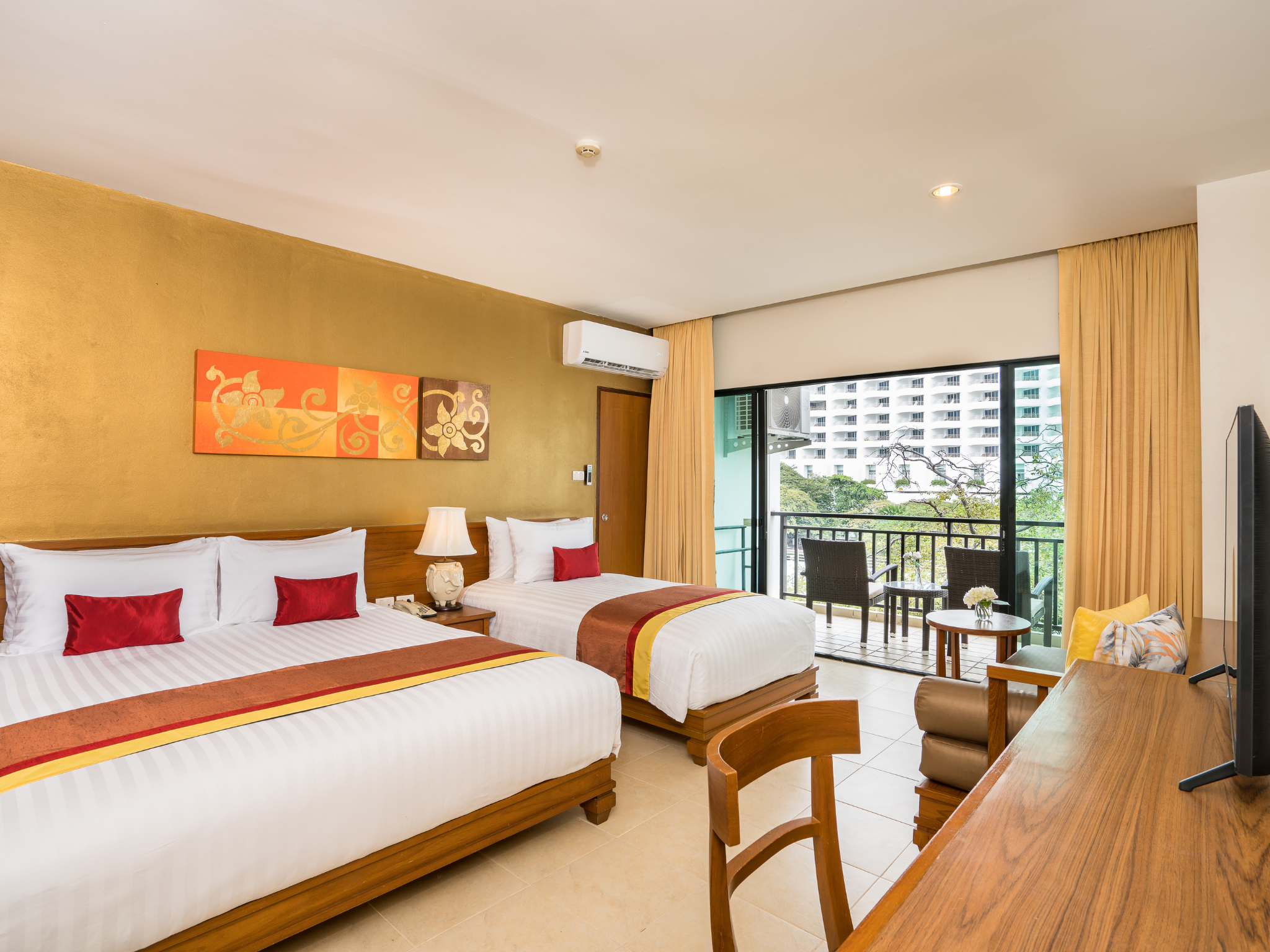 Deluxe, Family, Side Sea View