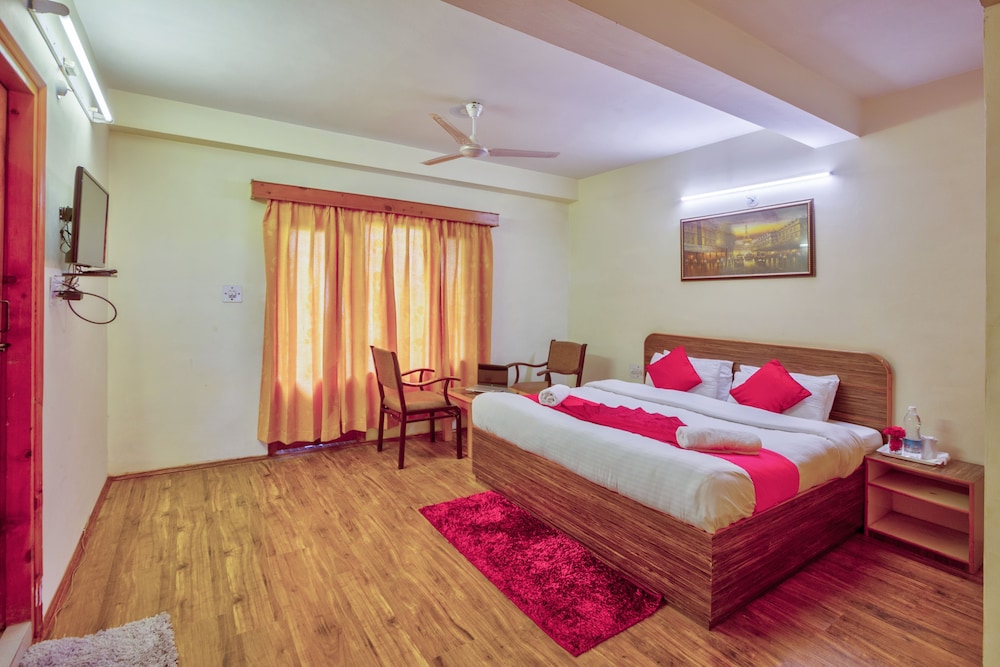 Hotel Monarch Residency 17/50