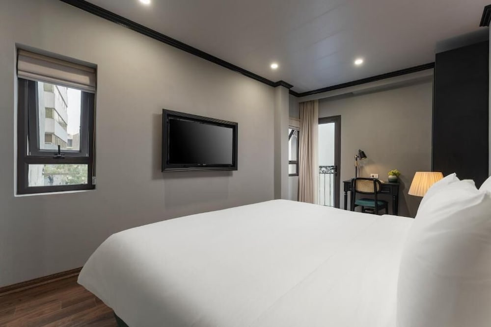 Hanoi Embrace Boutique Hotel 16/39
