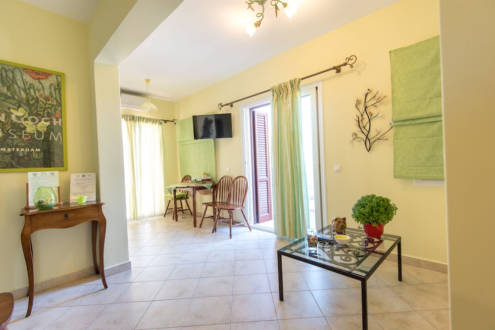 Myrties Boutique Apartments 31/50