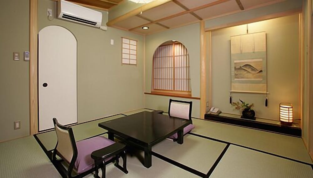 Arashiyama Onsen Saishikino Yado Hanaikada 11/15
