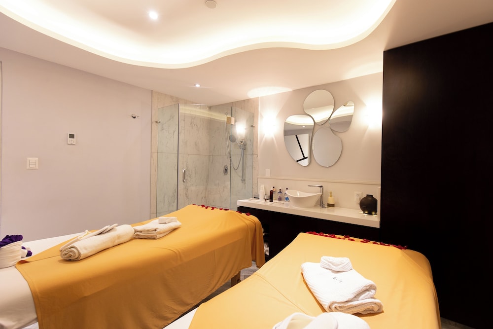 HS HOTSSON Hotel Silao 33/58