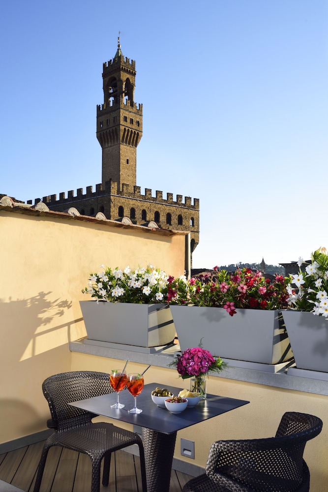 Hotel San Firenze Suites And Spa 61/75