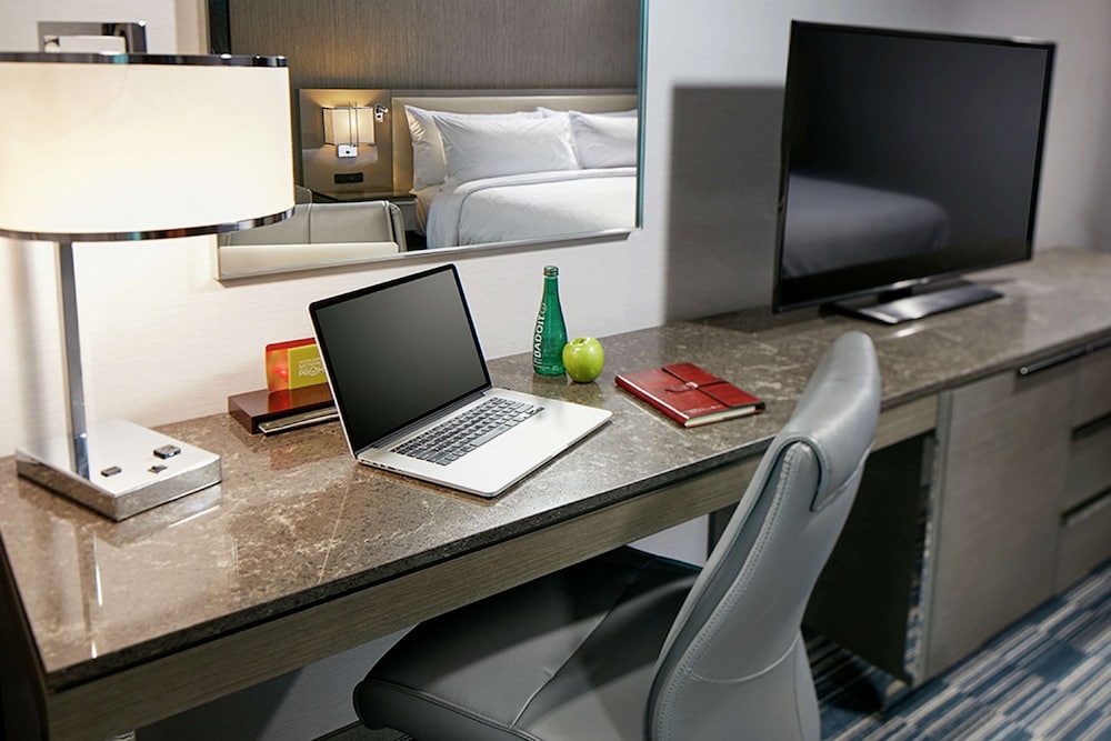 Hilton Garden Inn San Diego Downtown Bayside 61/74