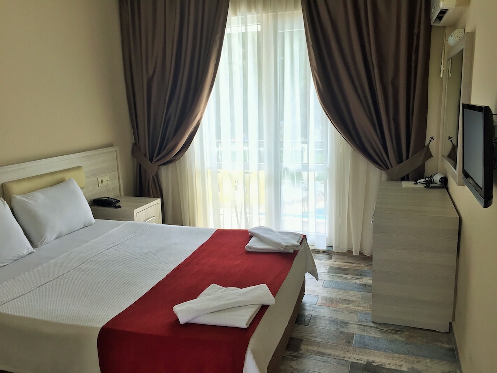 Grand Emir Hotel & SPA 22/85