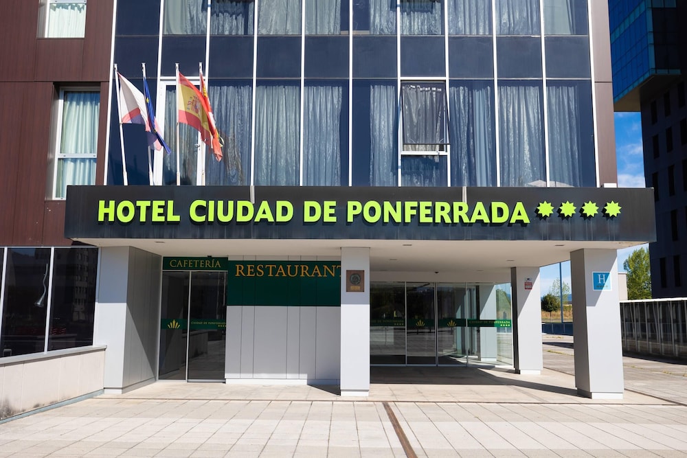 Hotel Ciudad de Ponferrada 1/72