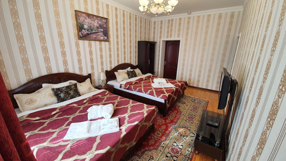 Sarbon Hotel 22/72