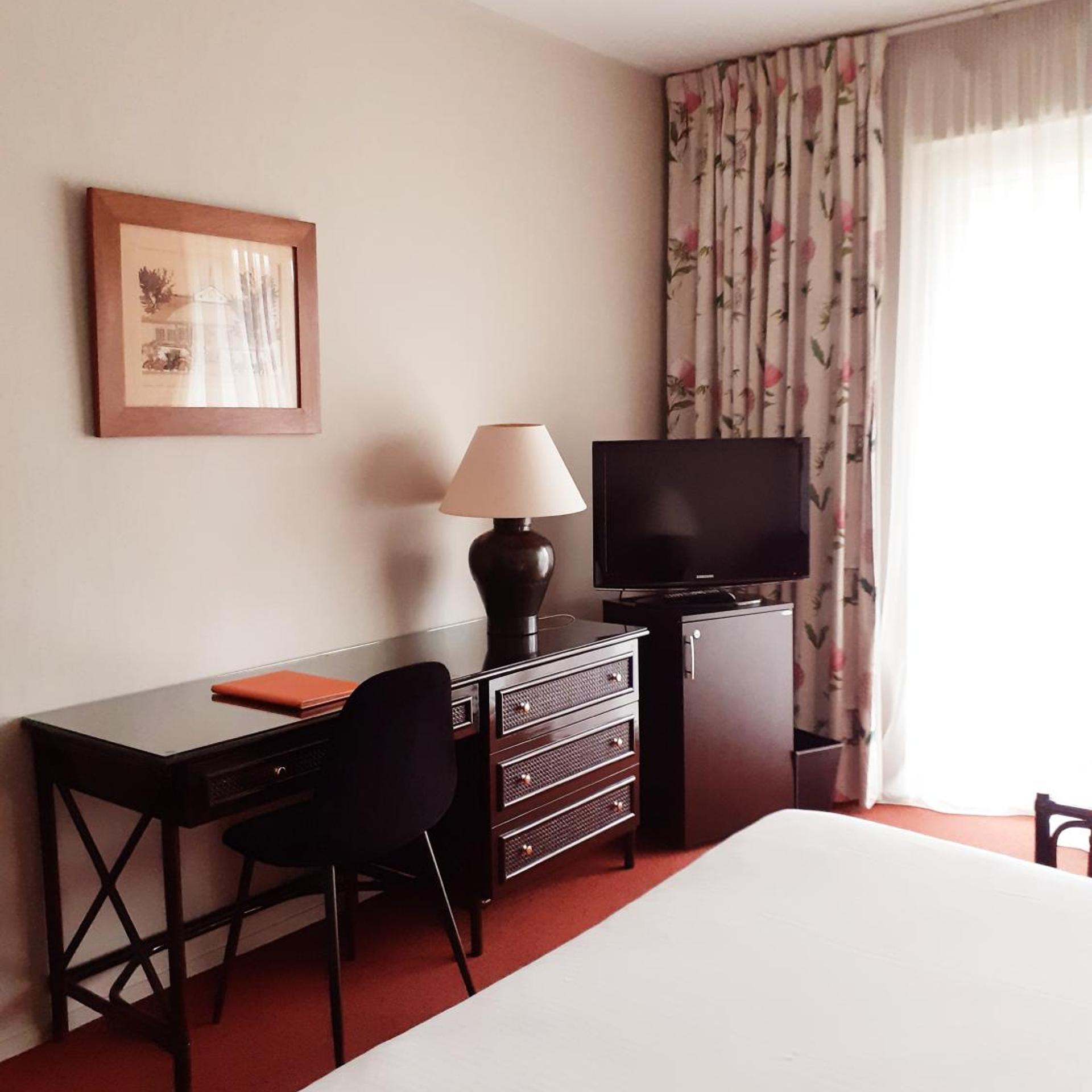 Grand Hotel De Solesmes 25/35