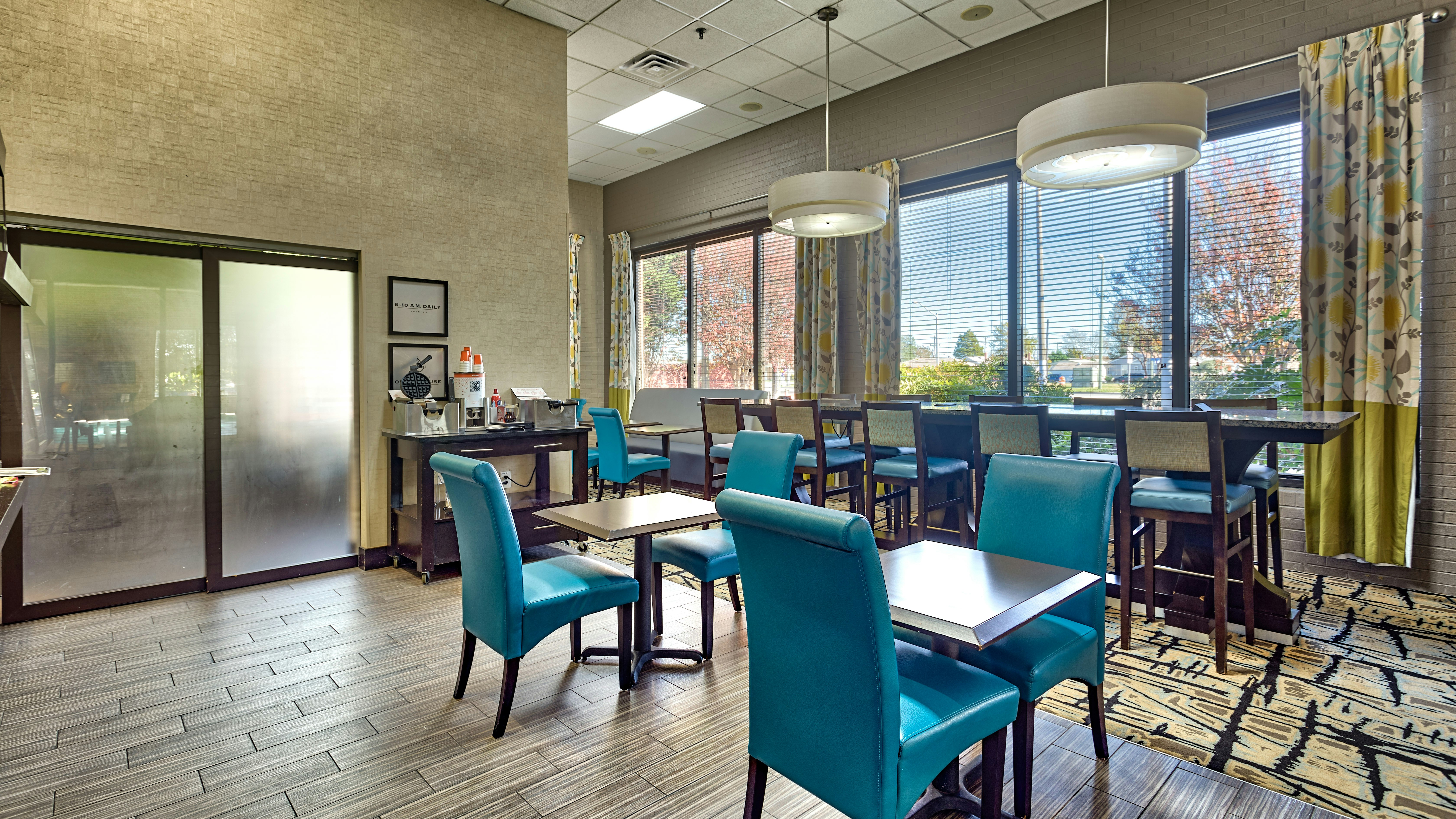 HAMPTON INN NORFOLK NAVAL BASE 28/44