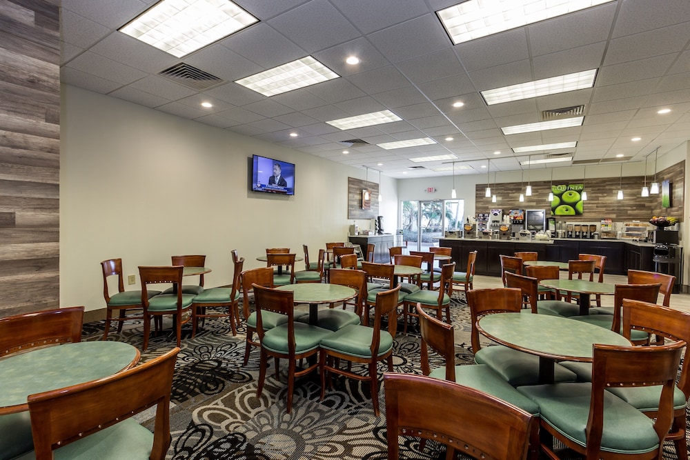 La Quinta Inn By Wyndham Clearwater Central 37/52