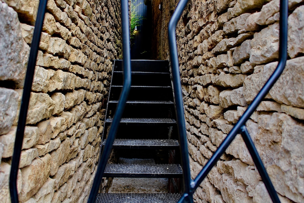 LE DOMAINE DES PRES VERTS SPA 15/50