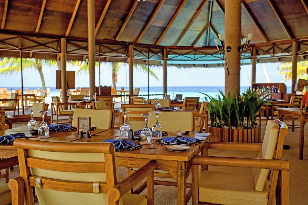 Filitheyo Island Resort 138/151