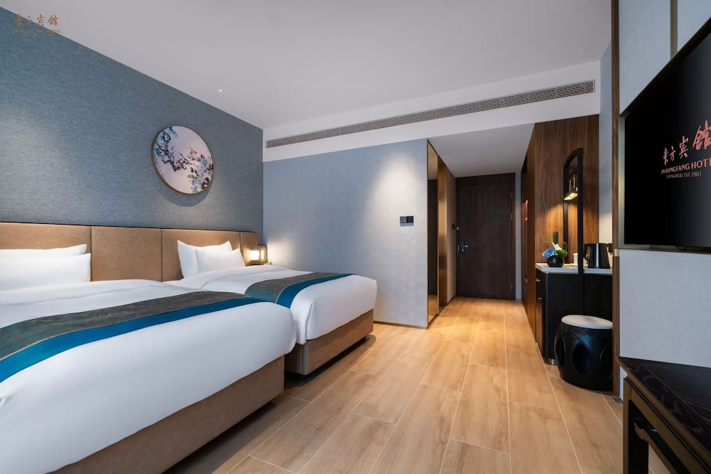 Executive Twin Bed Room
