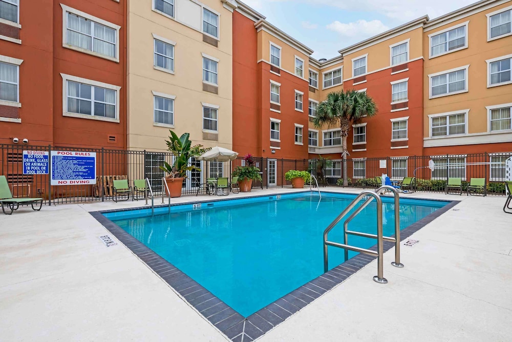 Extended Stay America - Orlando - Convention Ctr - 6443 Westwood 42/47
