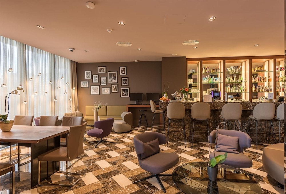 The Frankfurt Hotel 59/64