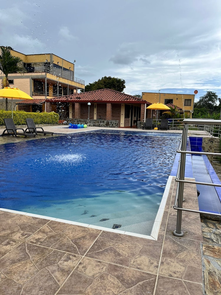 Hotel Bora Bora Campestre Los mangos 4/45