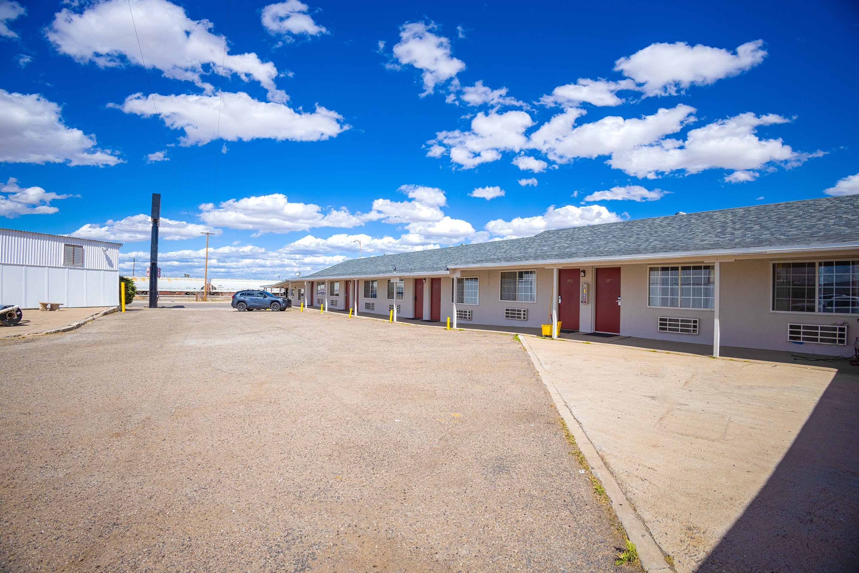 Holiday Motel Lordsburg I-10 13/21