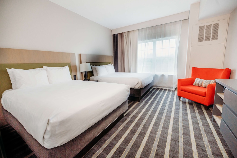 Parkview Inn & Suites, Lancaster Amish Country, PA 5/26