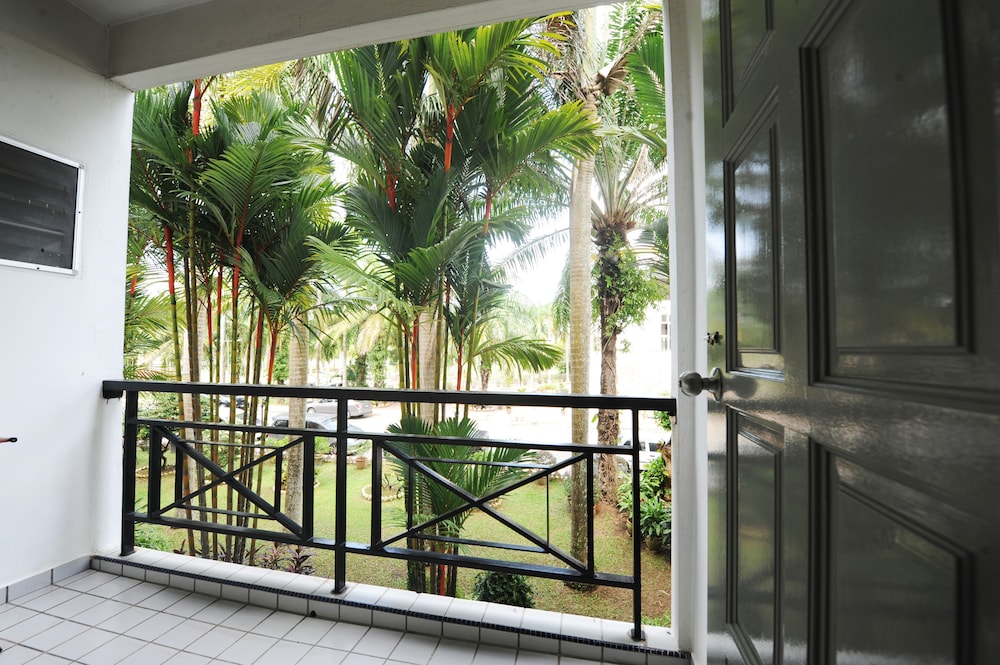 OYO 1236 Hotel Green Park 16/58