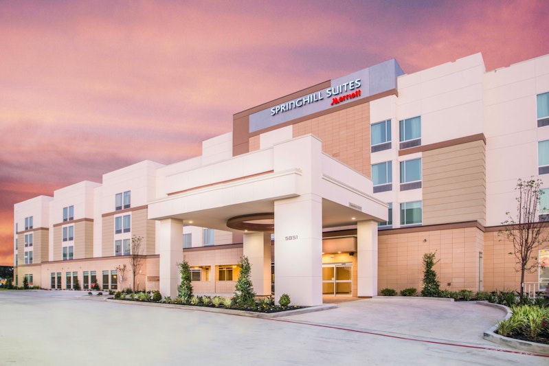 Springhill Suites Houston Westchase 2/45