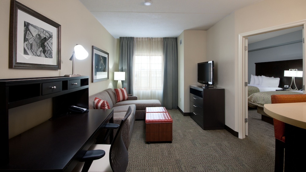 STAYBRIDGE SUITES BUFFALO-AMHERST 39/52