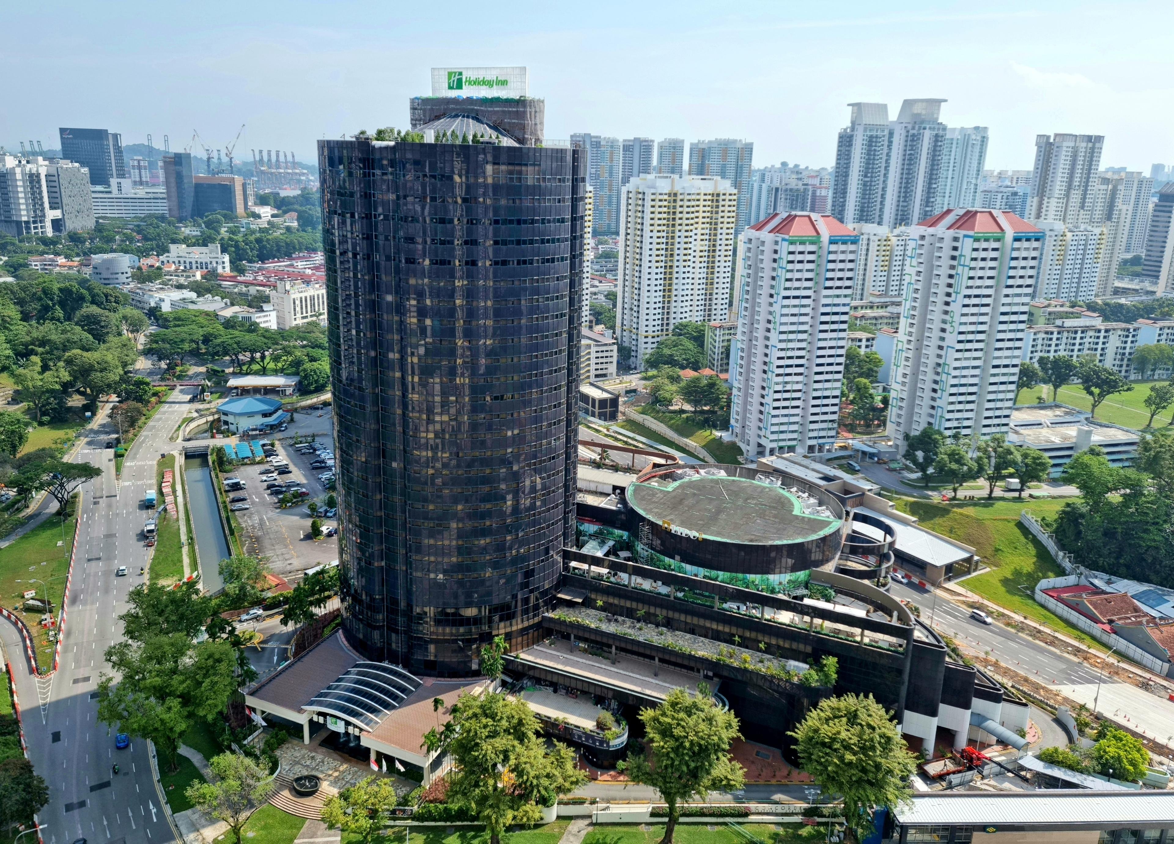 Holiday Inn Singapore Atrium 6/50