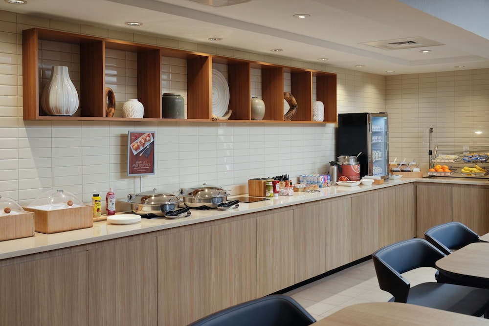 Springhill Suites By Marriott Metro Center 9/47