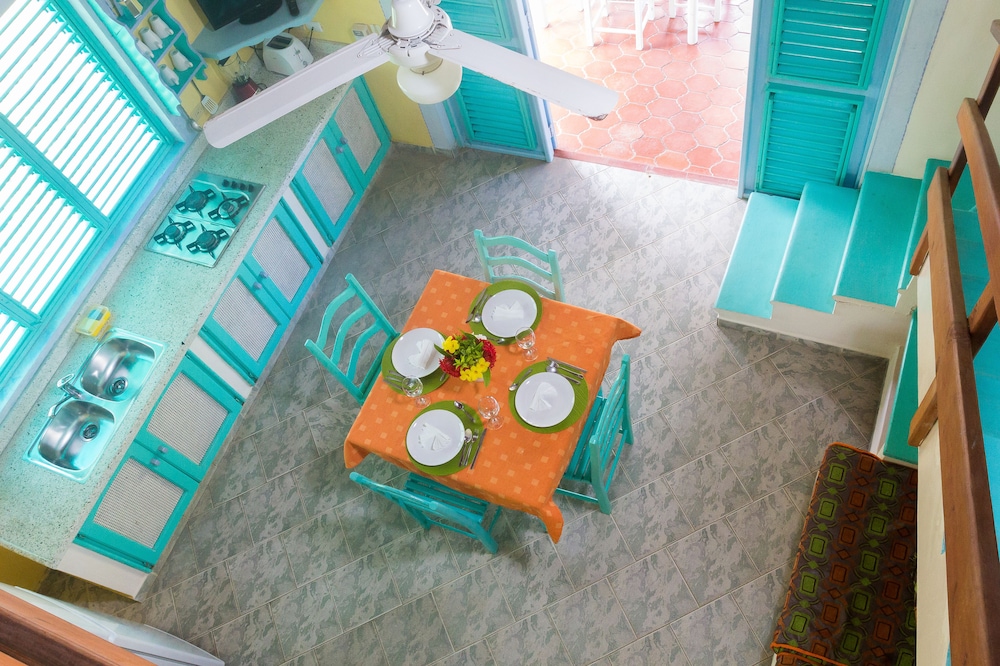 Hotel Playa Colibri 30/72