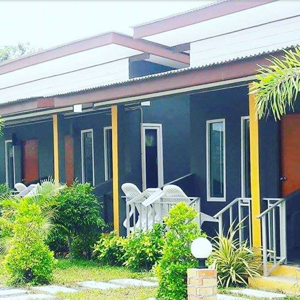 Popular Lanta Resort photo5