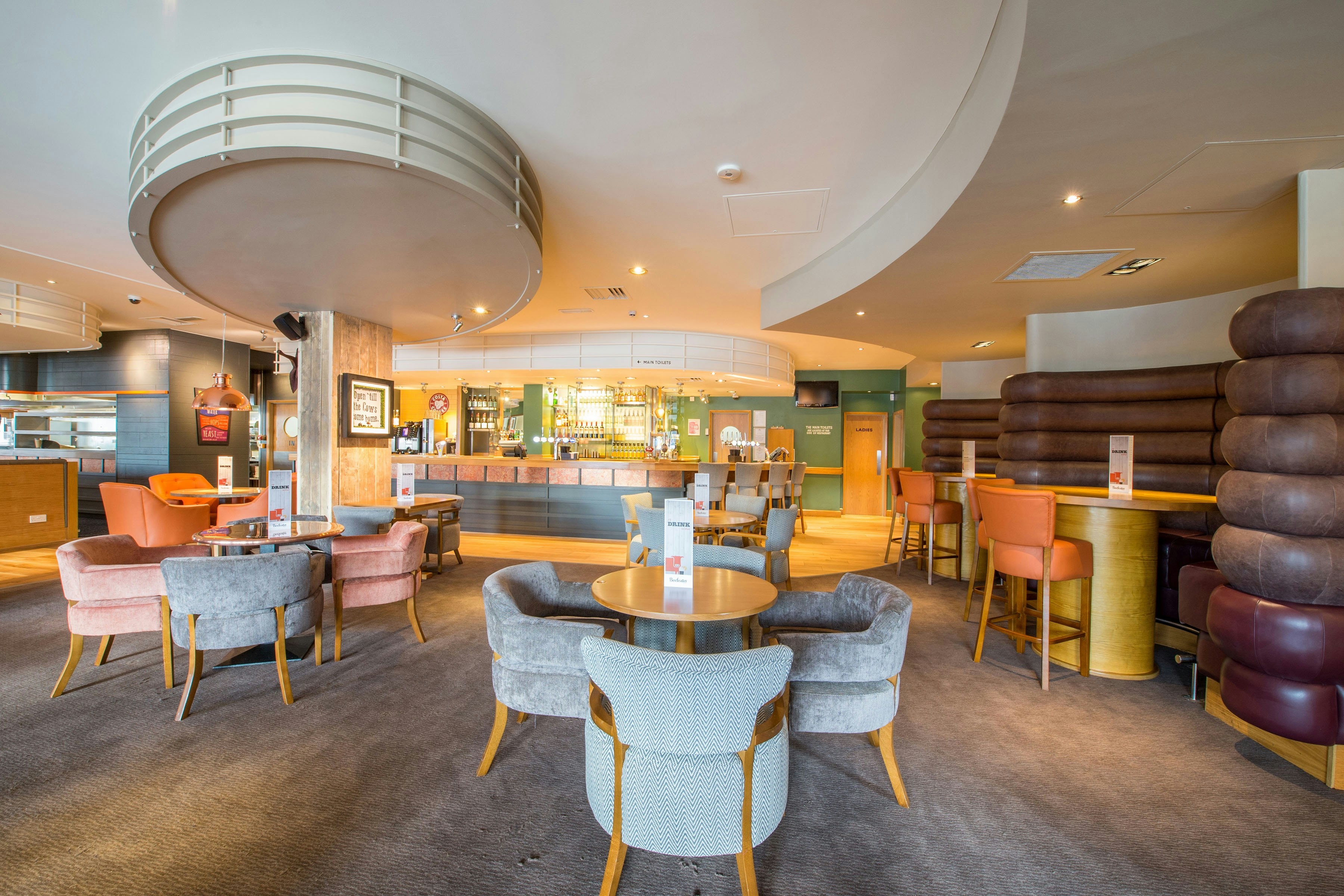 Premier Inn Swansea Waterfront 29/37