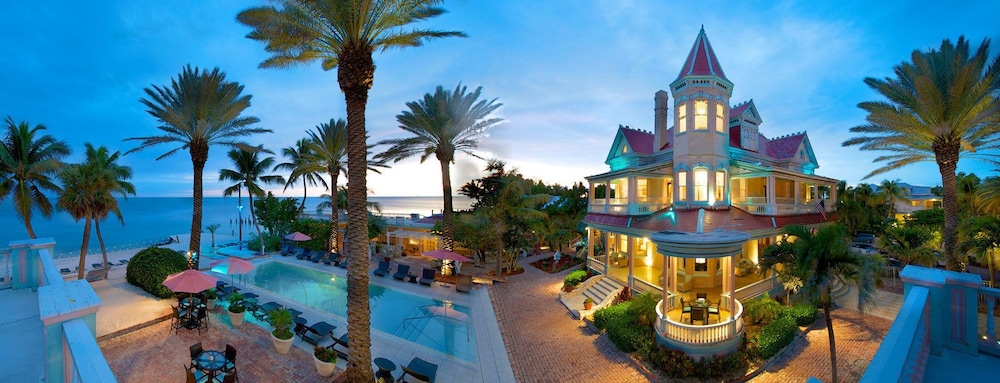 The Mansion On The Sea 23/50