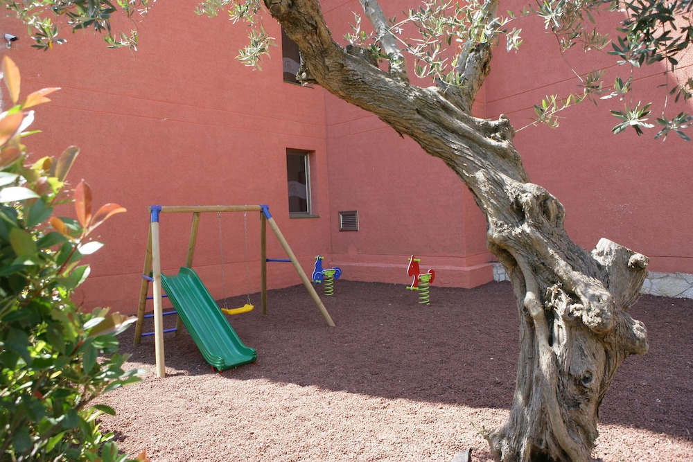HOTEL TOSSA CENTER 21/31