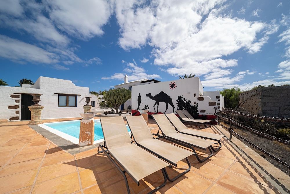 Casa De Hilario 48/71