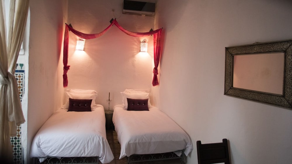 Riad Safir 13/49