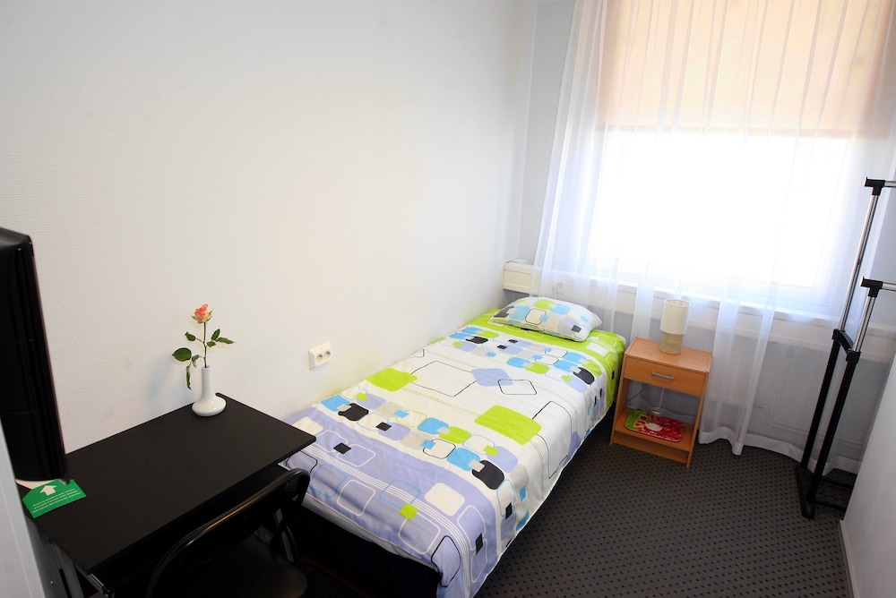 Center Hotel 9/62