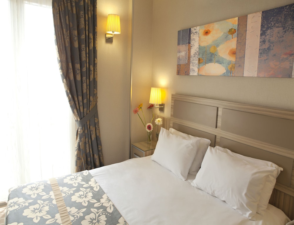 Nanda Hotel 6/63
